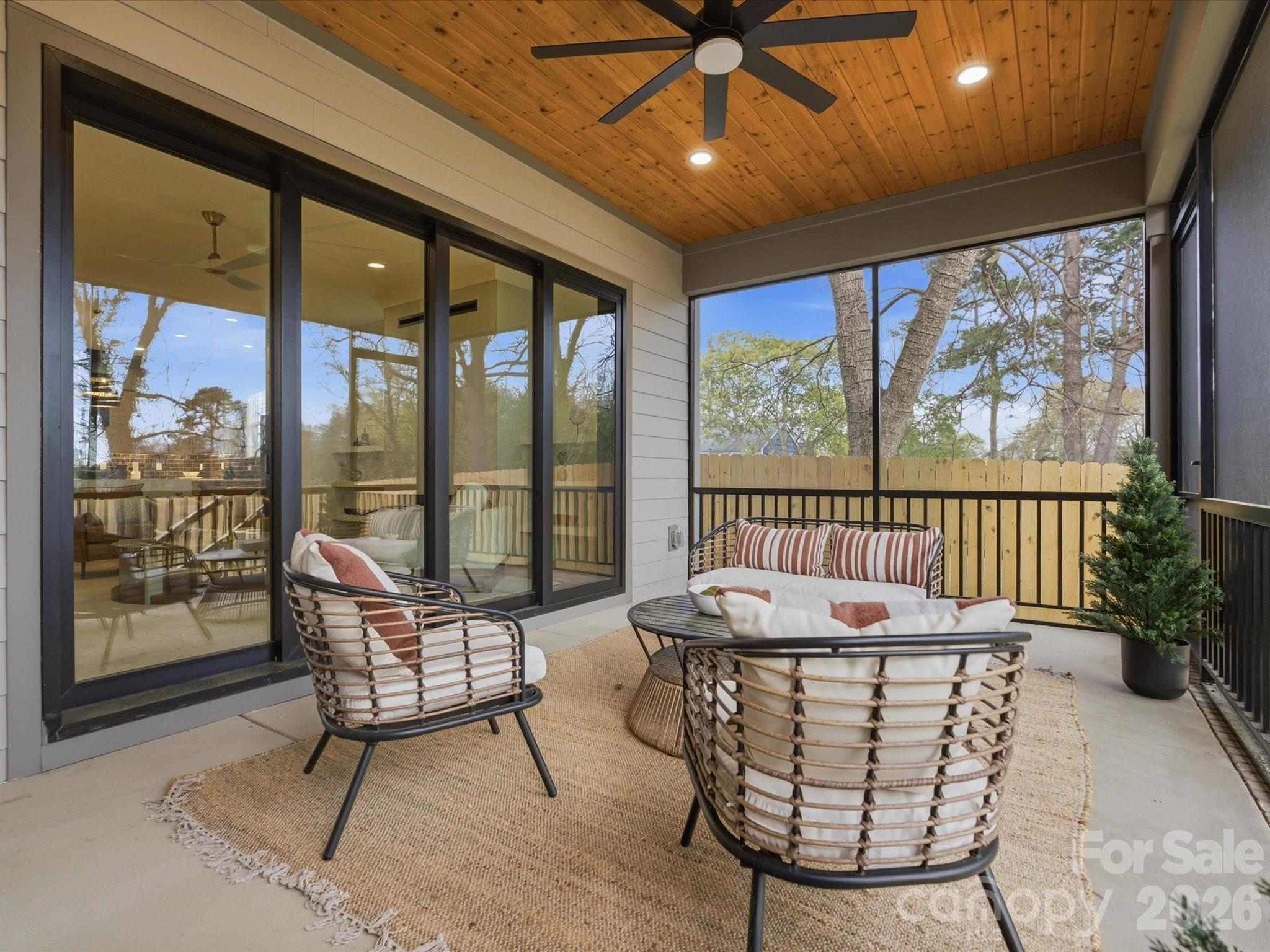 431 W Peterson Drive Charlotte NC 28203