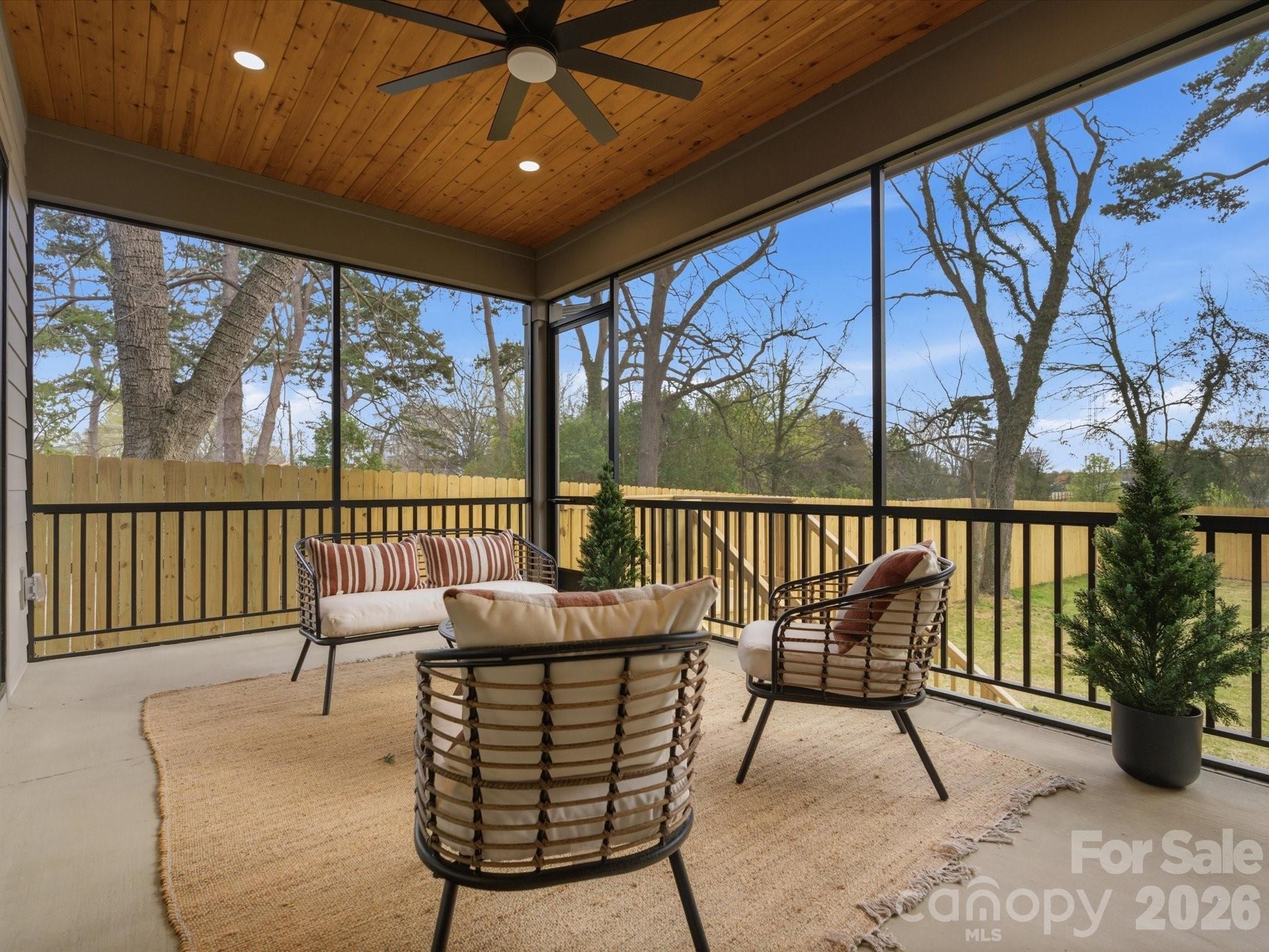 431 W Peterson Drive Charlotte NC 28203