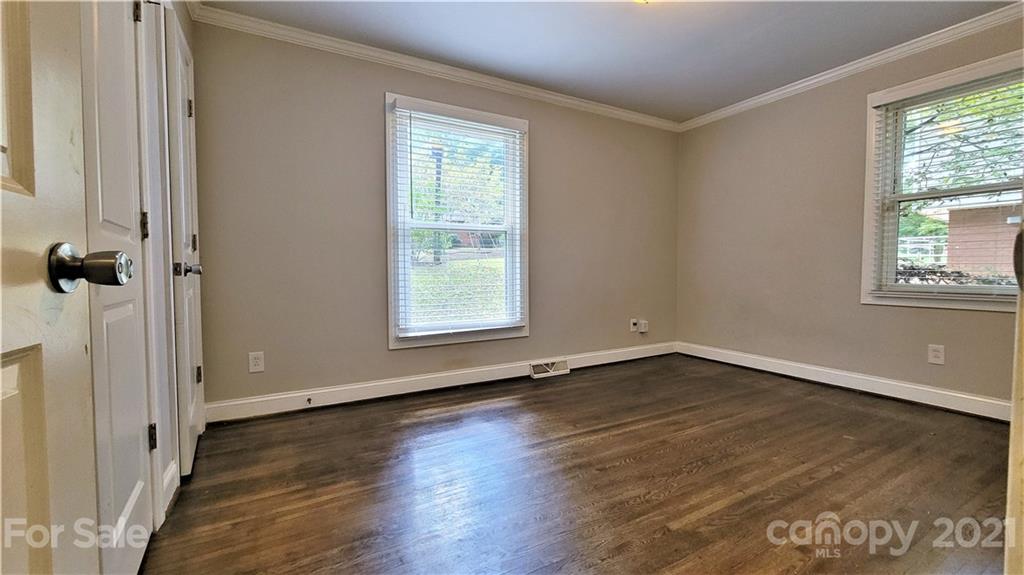 3300 Sargeant Drive Charlotte NC 28217