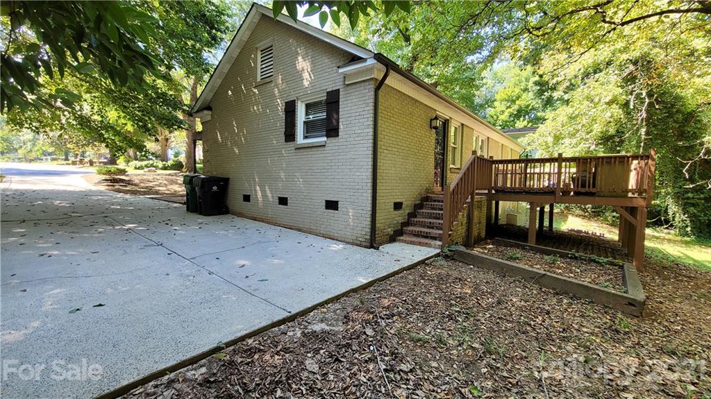 3300 Sargeant Drive Charlotte NC 28217