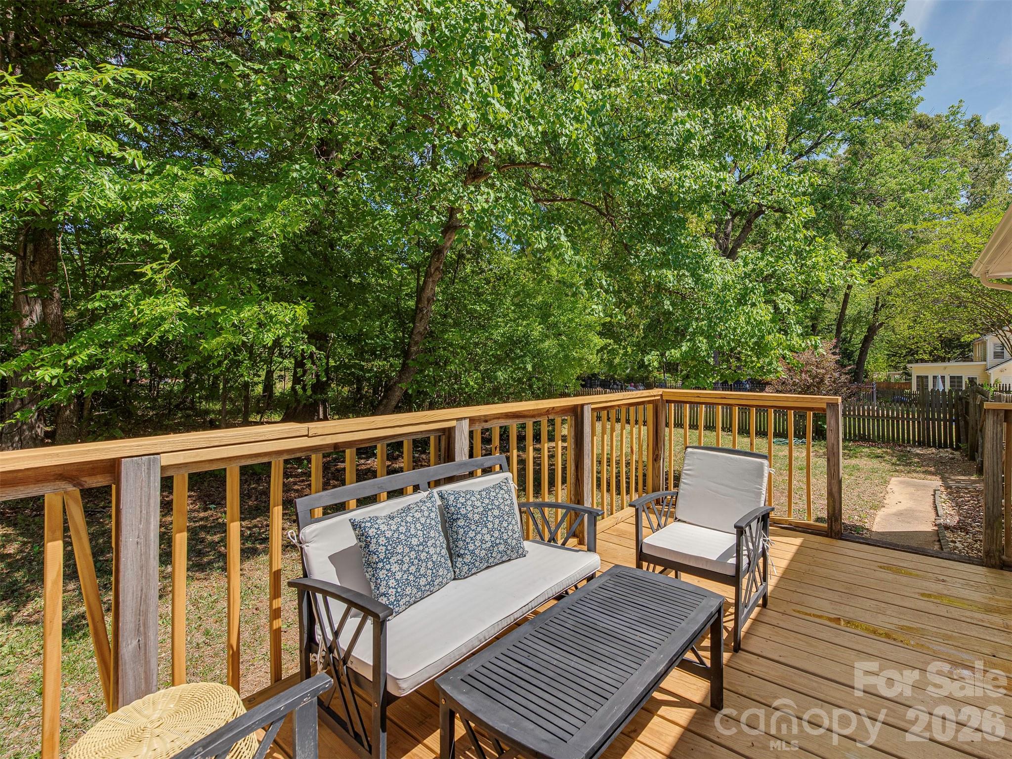 517 Fence Post Lane Matthews NC 28105