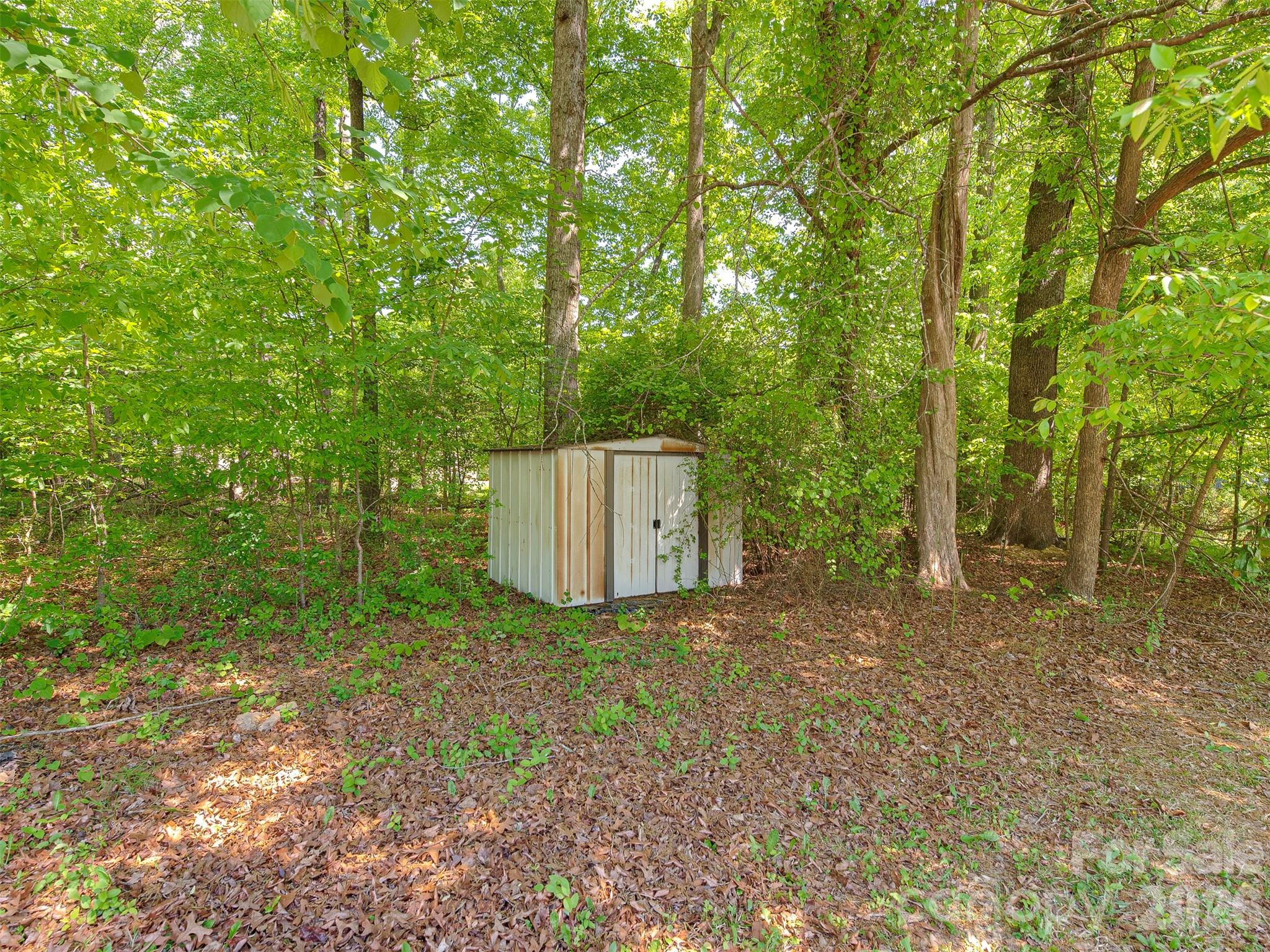 517 Fence Post Lane Matthews NC 28105