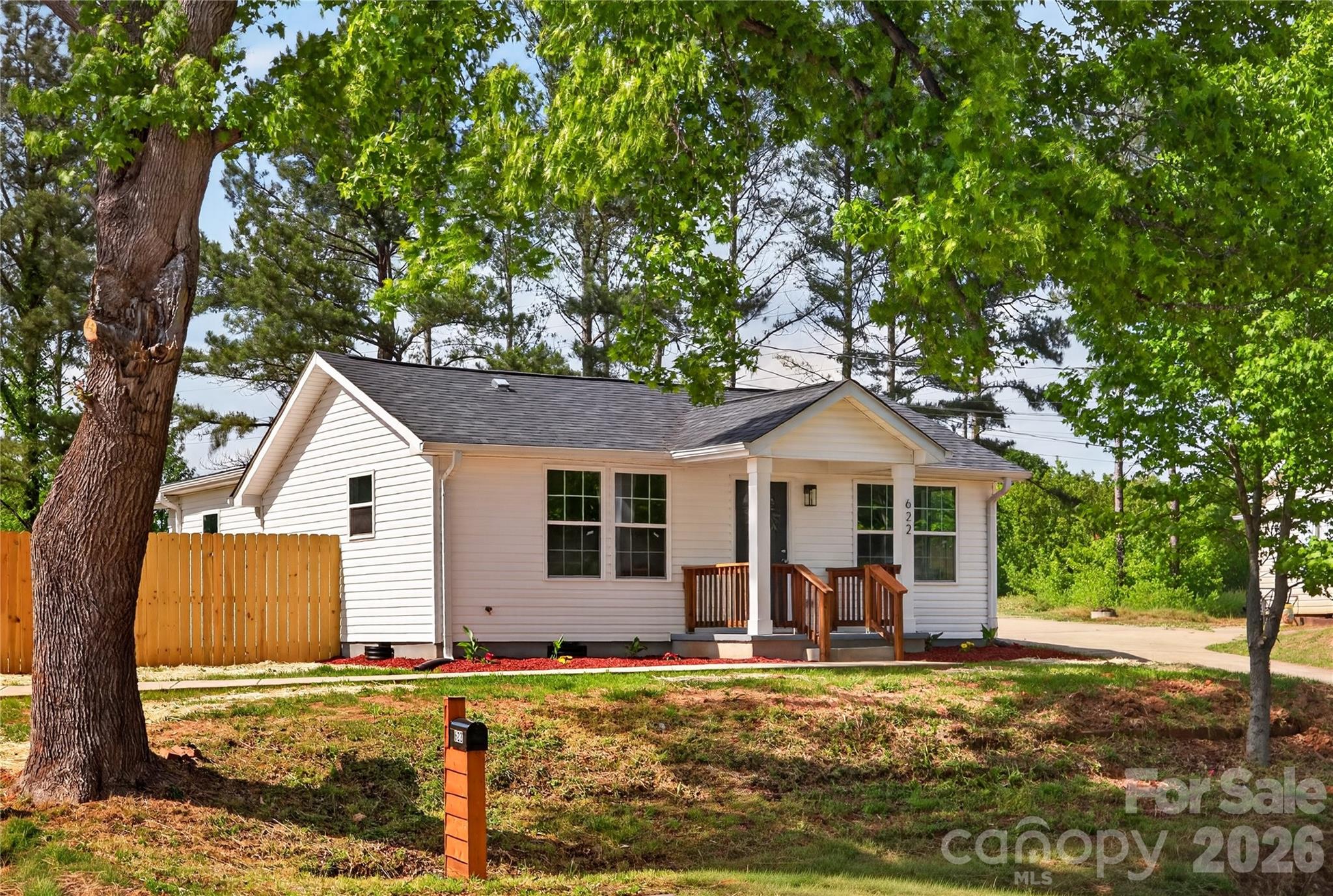 622 W Catawba Avenue Mount Holly NC 28120