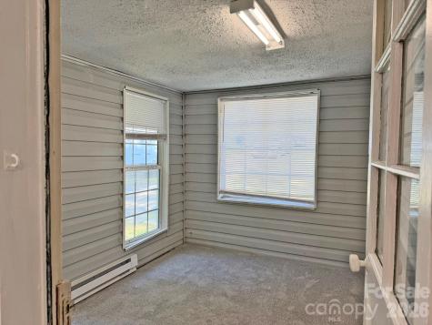 41 Oak Hill Drive Asheville NC 28806