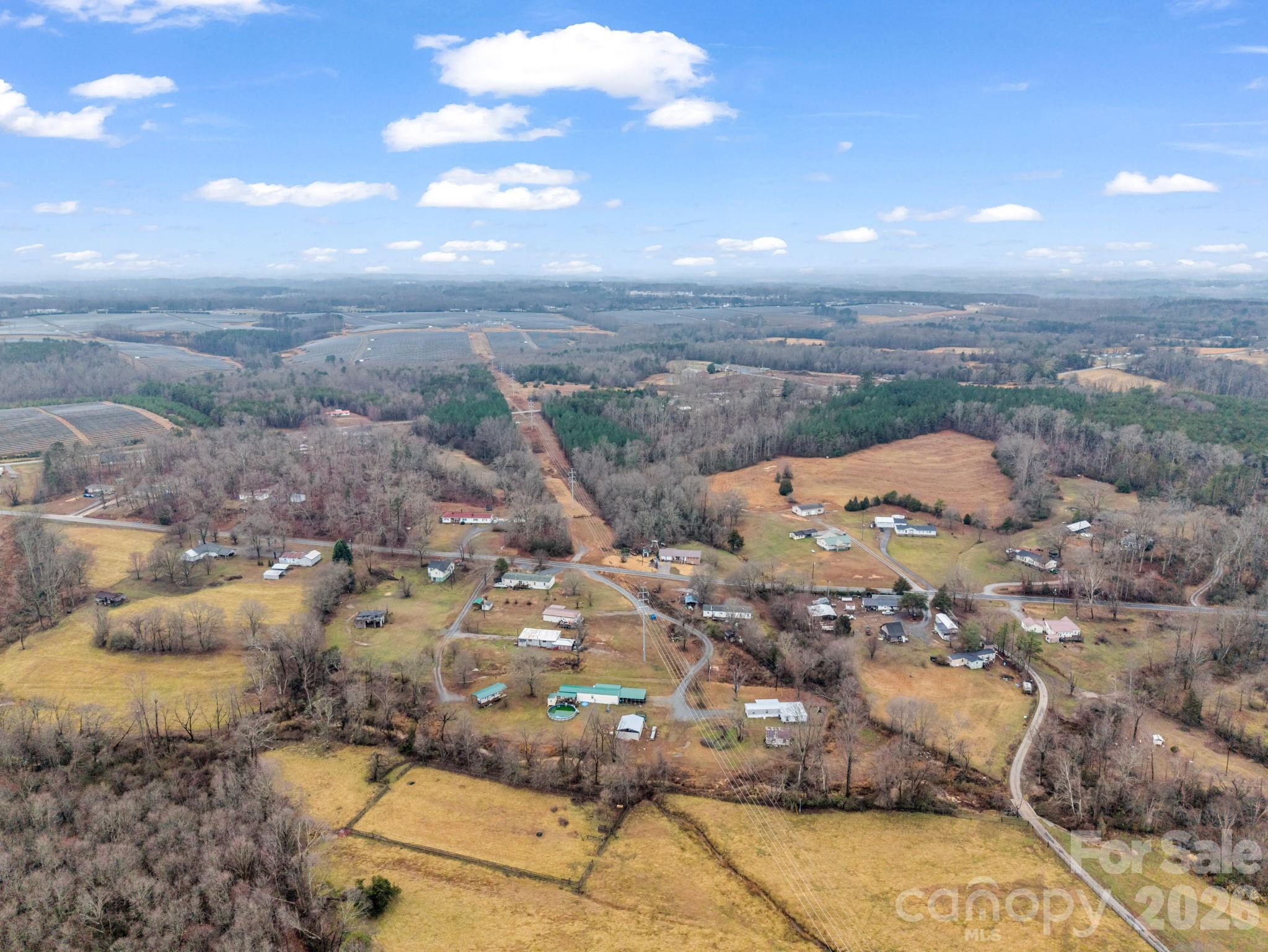 827 Old Henrietta Road Forest City NC 28043