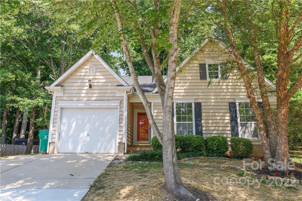 9206 Rotherham Lane Charlotte NC 28216