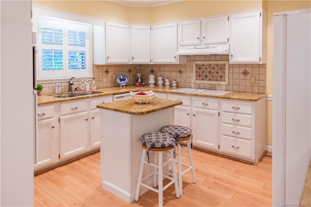 209 Medearis Drive Charlotte NC 28211