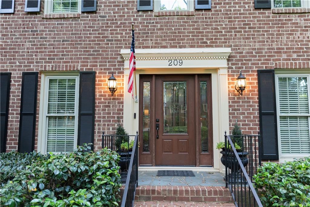 209 Medearis Drive Charlotte NC 28211