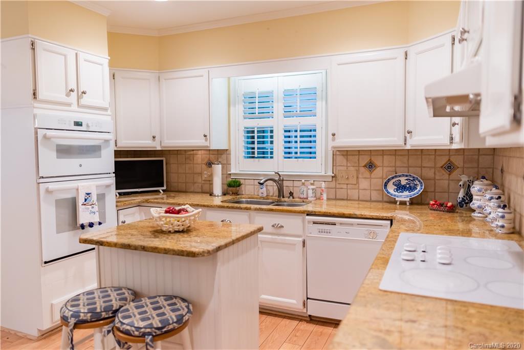209 Medearis Drive Charlotte NC 28211