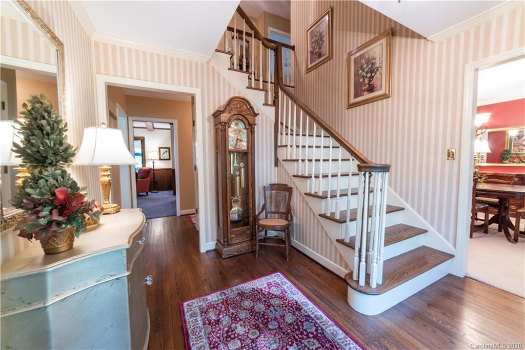 209 Medearis Drive Charlotte NC 28211