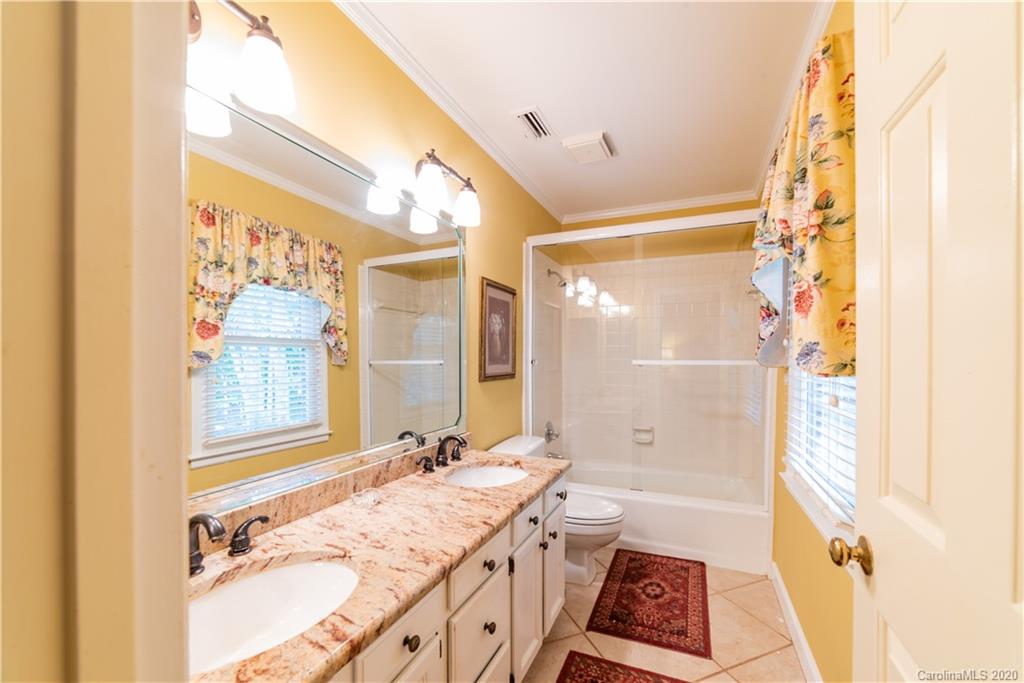209 Medearis Drive Charlotte NC 28211