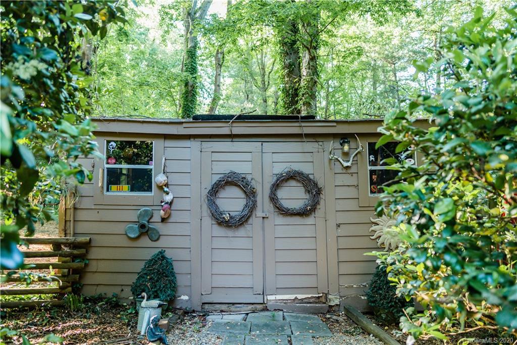 209 Medearis Drive Charlotte NC 28211