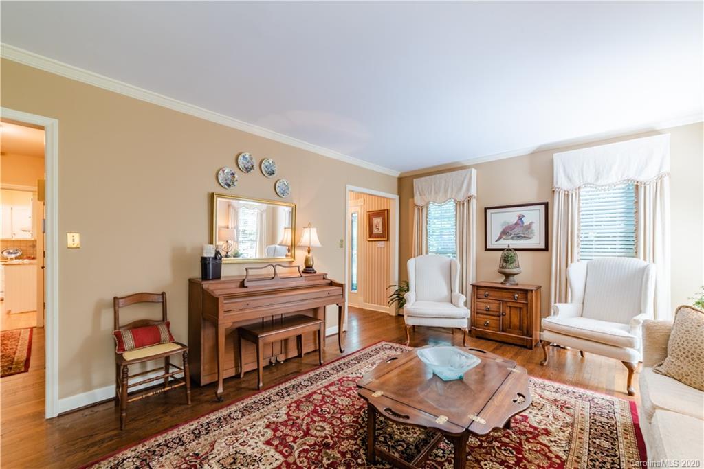 209 Medearis Drive Charlotte NC 28211