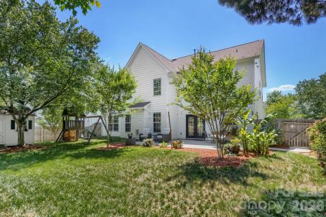 108 Runningdeer Drive Mooresville NC 28117