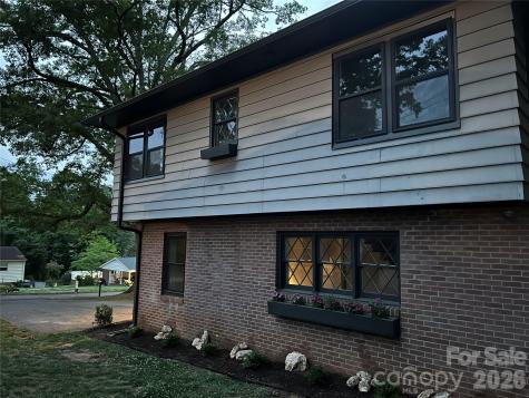 308 Rankin Avenue Lowell NC 28098