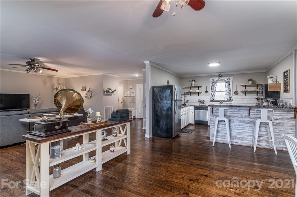 124 Sara Lane Statesville NC 28625