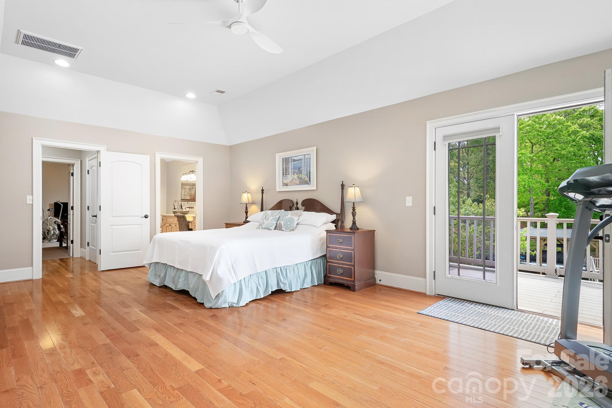 1395 Strawberry Lane Denver NC 28037