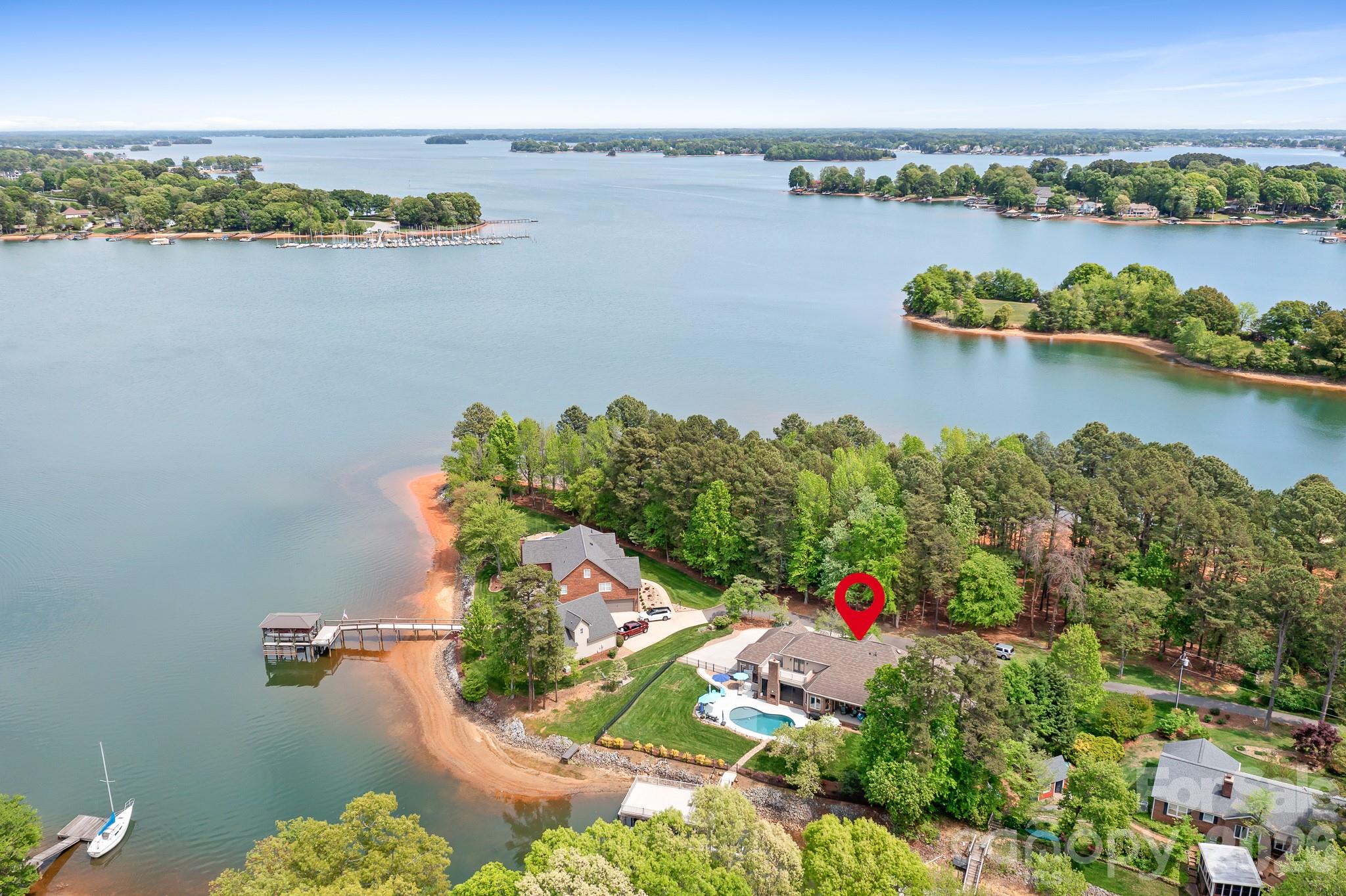 1395 Strawberry Lane Denver NC 28037