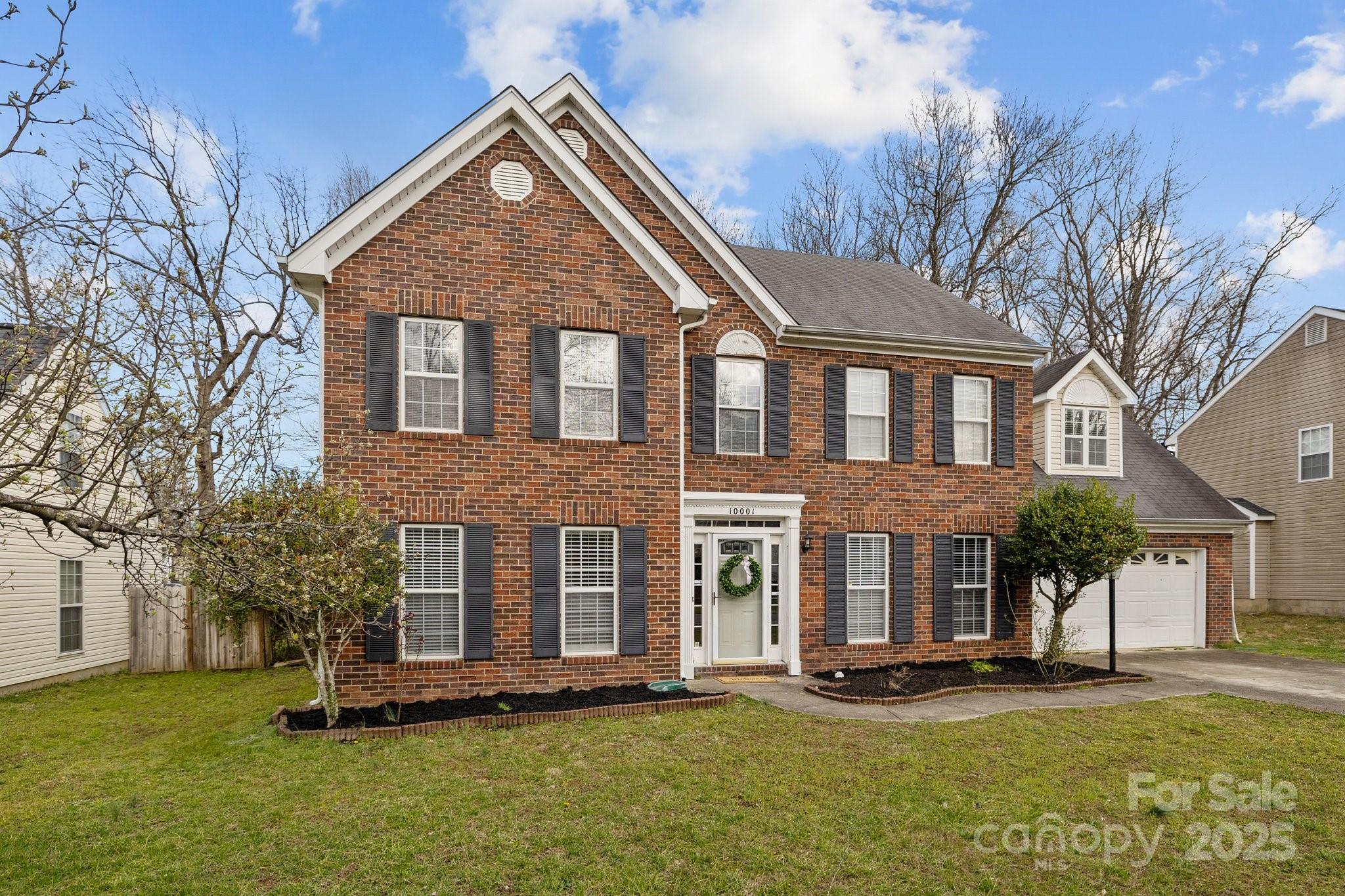 10001 Wild Dogwood Court Charlotte NC 28273
