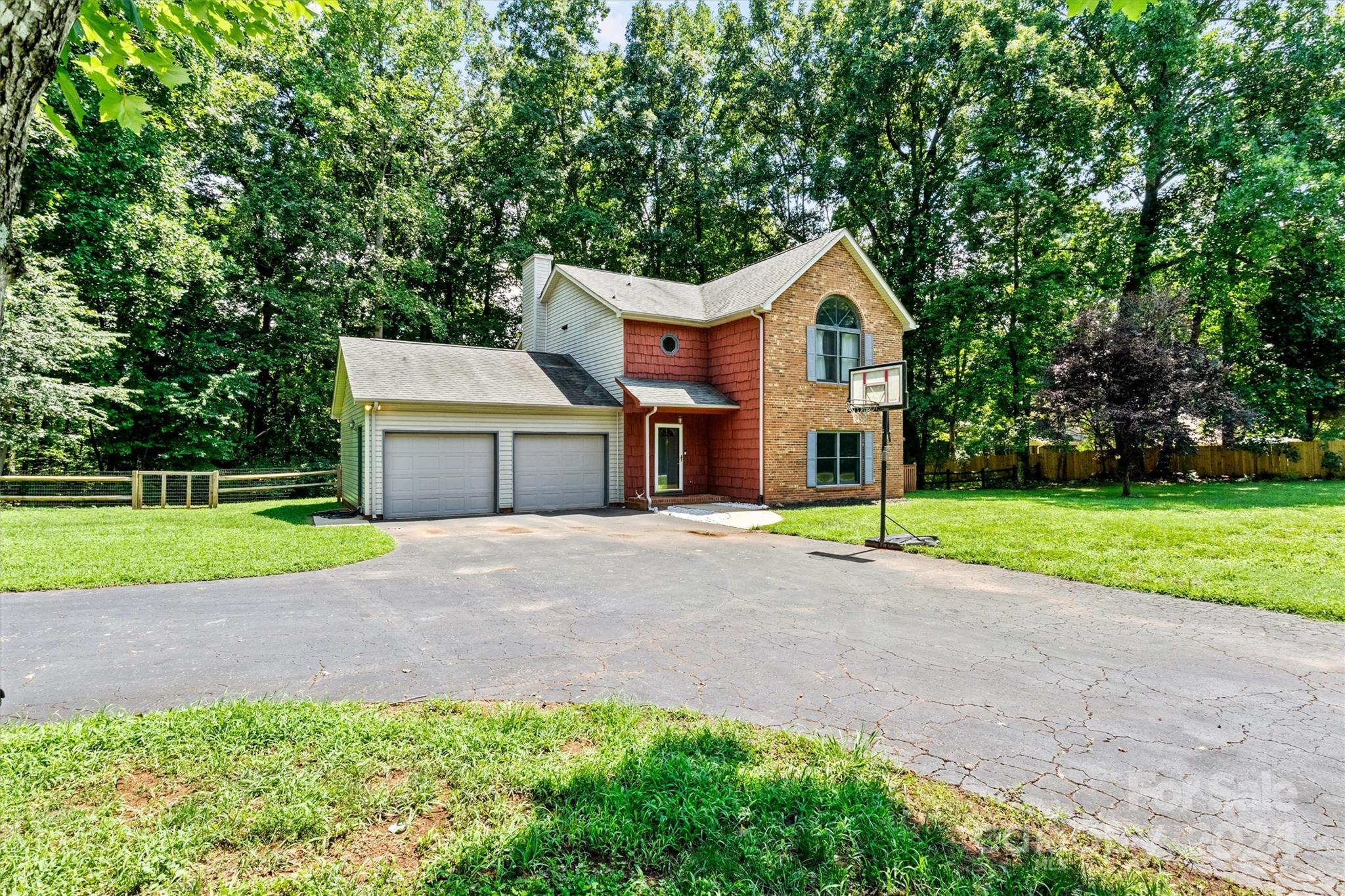 1836 Wellington Avenue Newton NC 28658