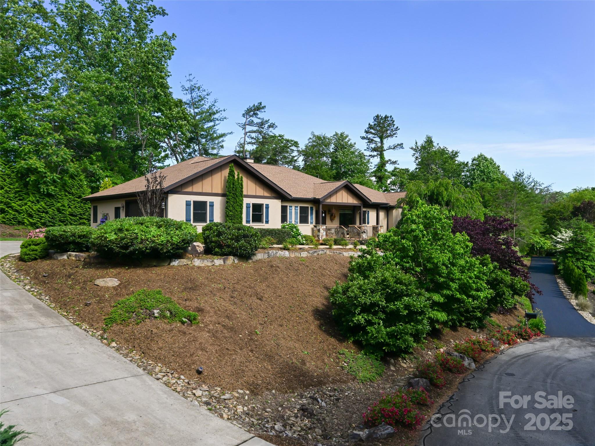110 Village Pointe Lane Asheville NC 28803