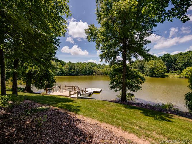 10539 Oak Pond Circle Charlotte NC 28277