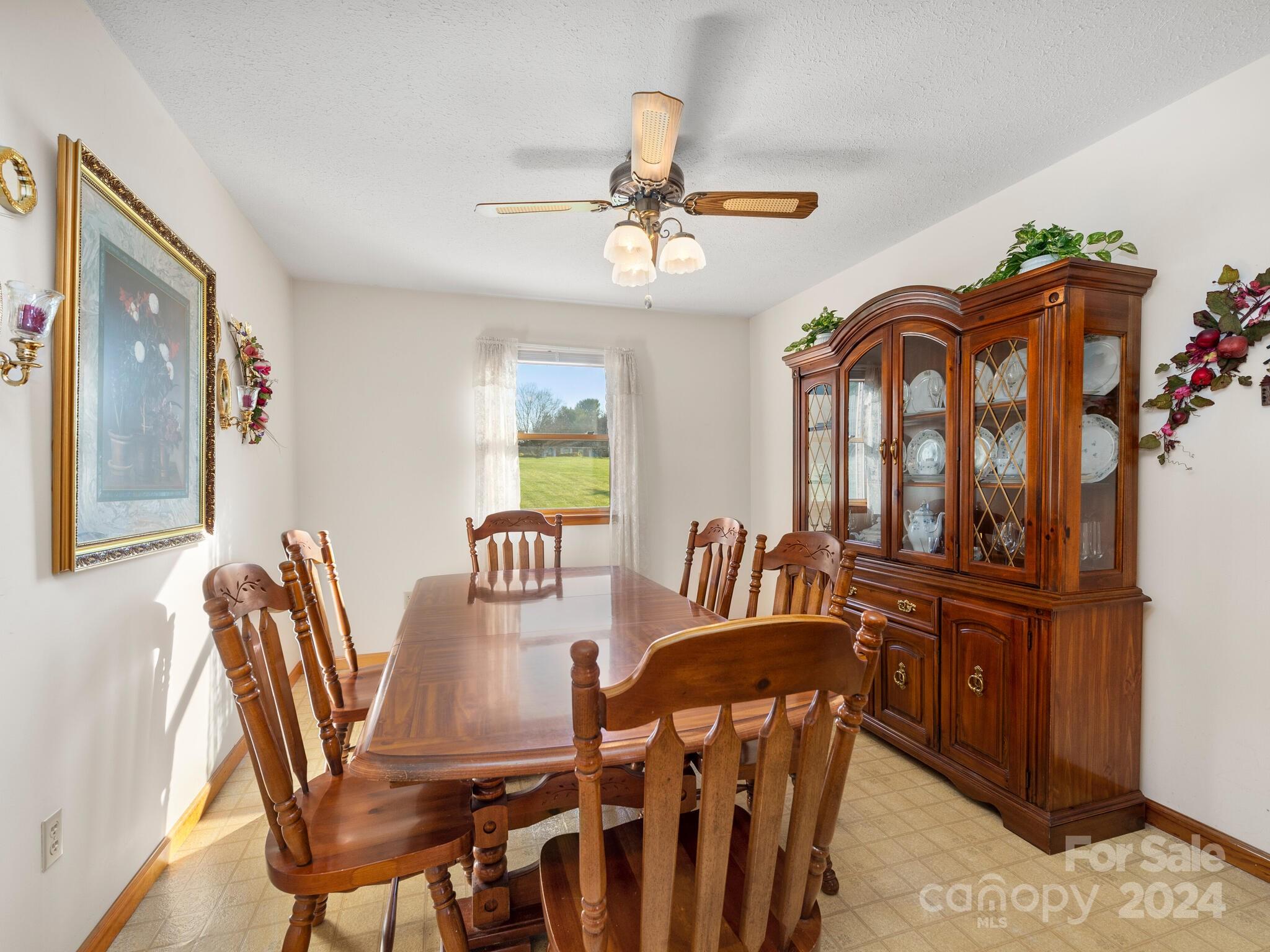 131 Oak Hill Road Candler NC 28715
