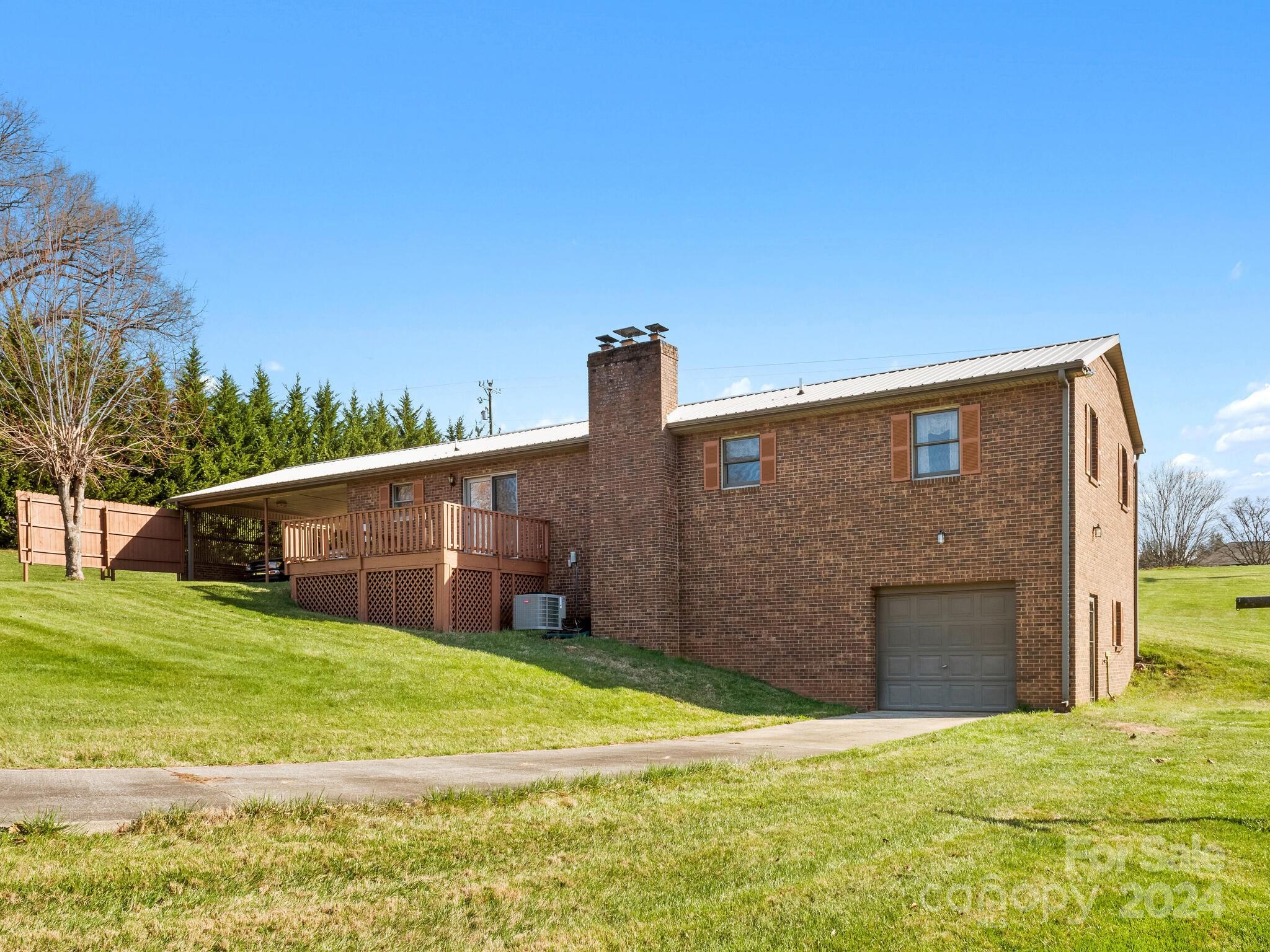 131 Oak Hill Road Candler NC 28715