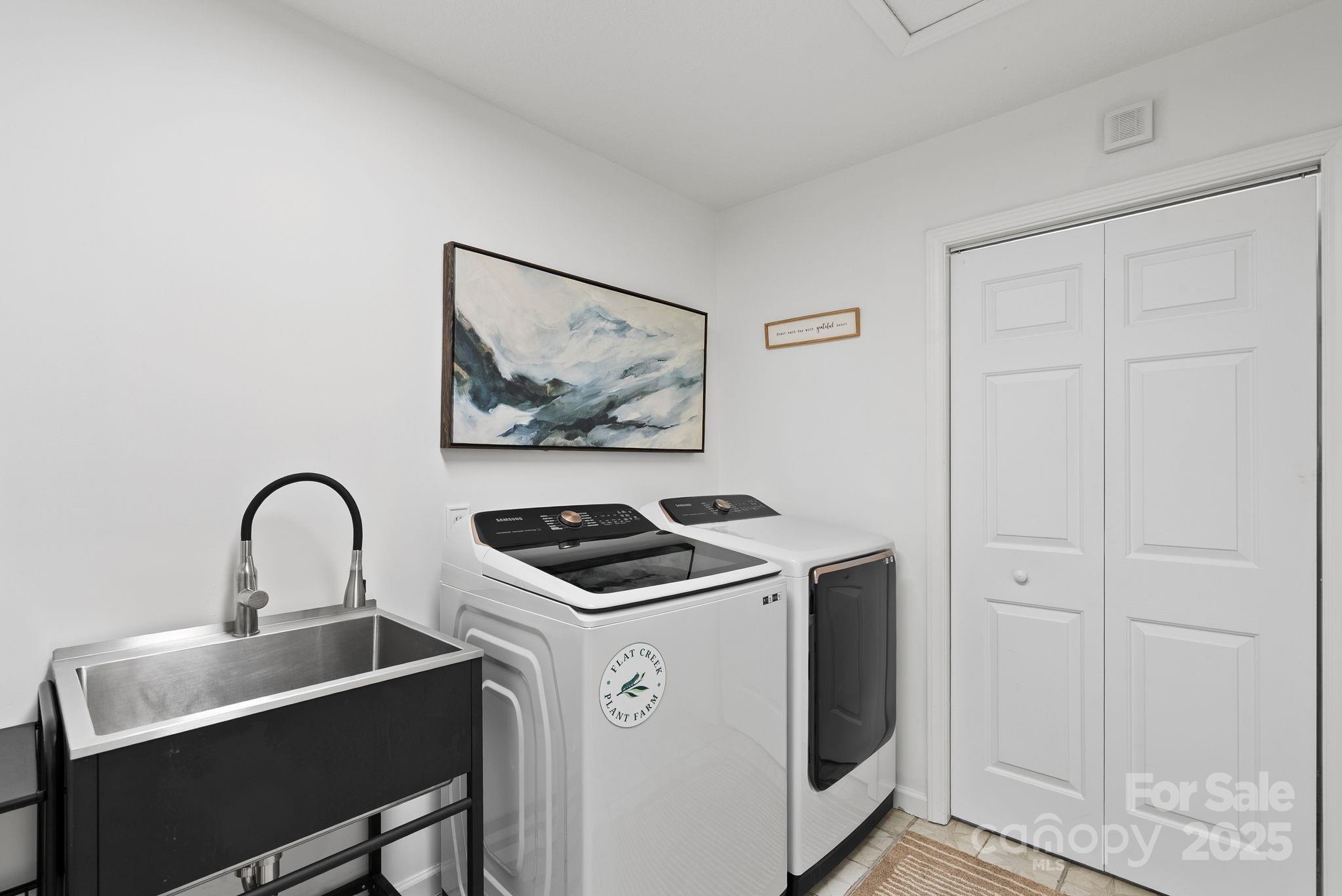 6 Sayles Town Road Fairview NC 28730