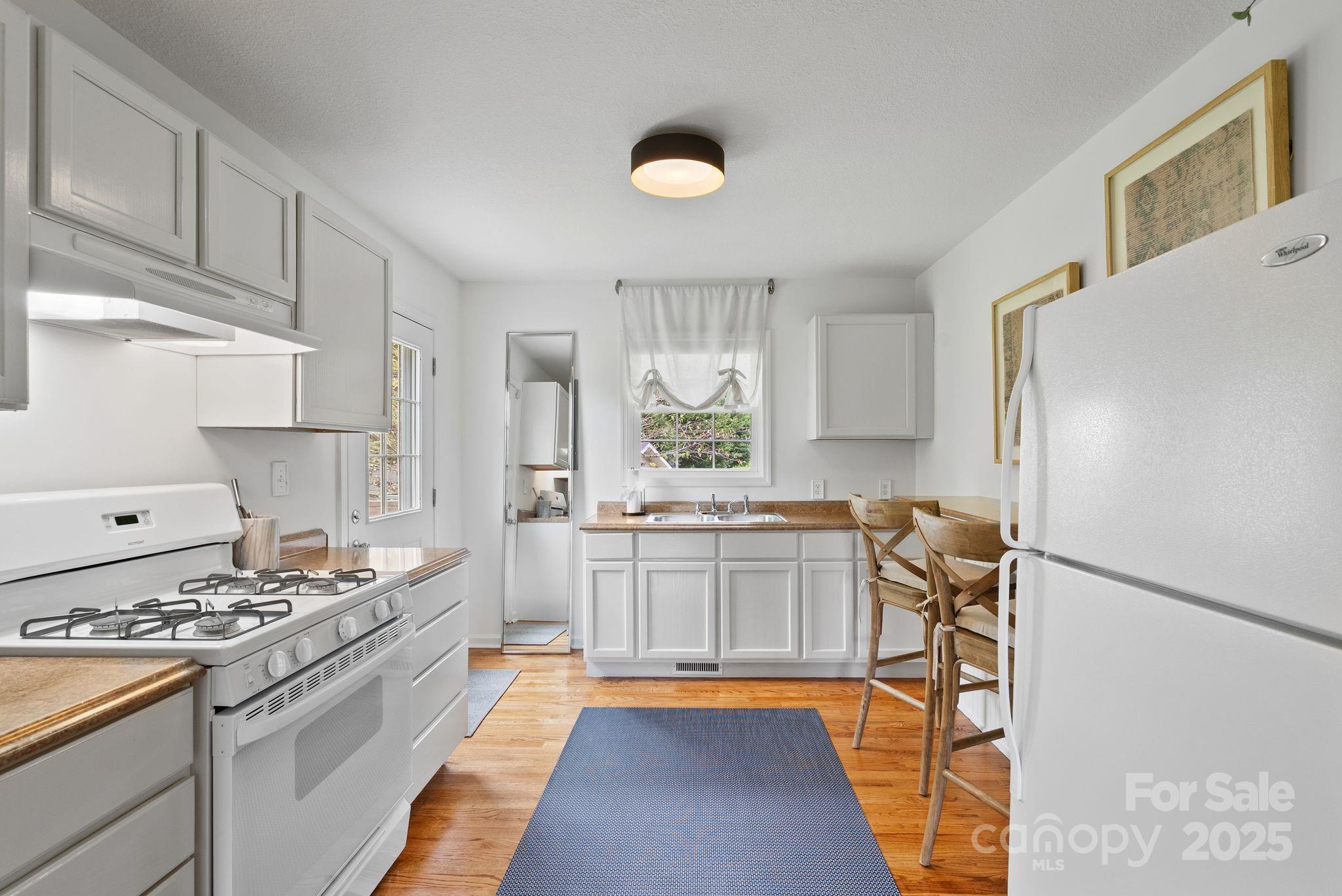 6 Sayles Town Road Fairview NC 28730