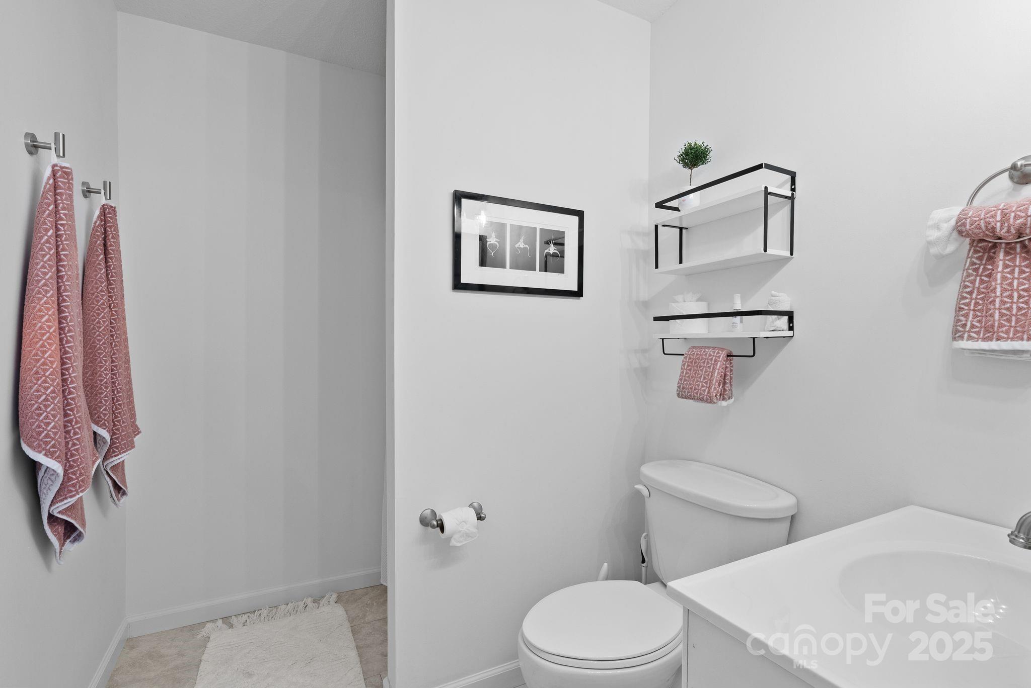 6 Sayles Town Road Fairview NC 28730