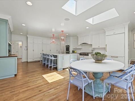2228 Wellesley Avenue Charlotte NC 28207
