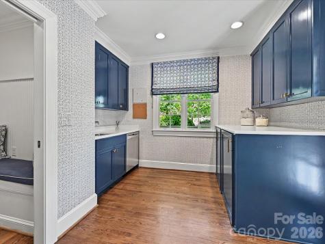 2228 Wellesley Avenue Charlotte NC 28207