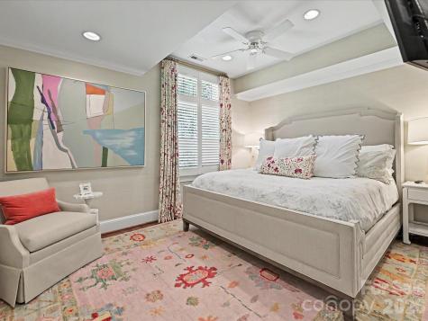 2228 Wellesley Avenue Charlotte NC 28207