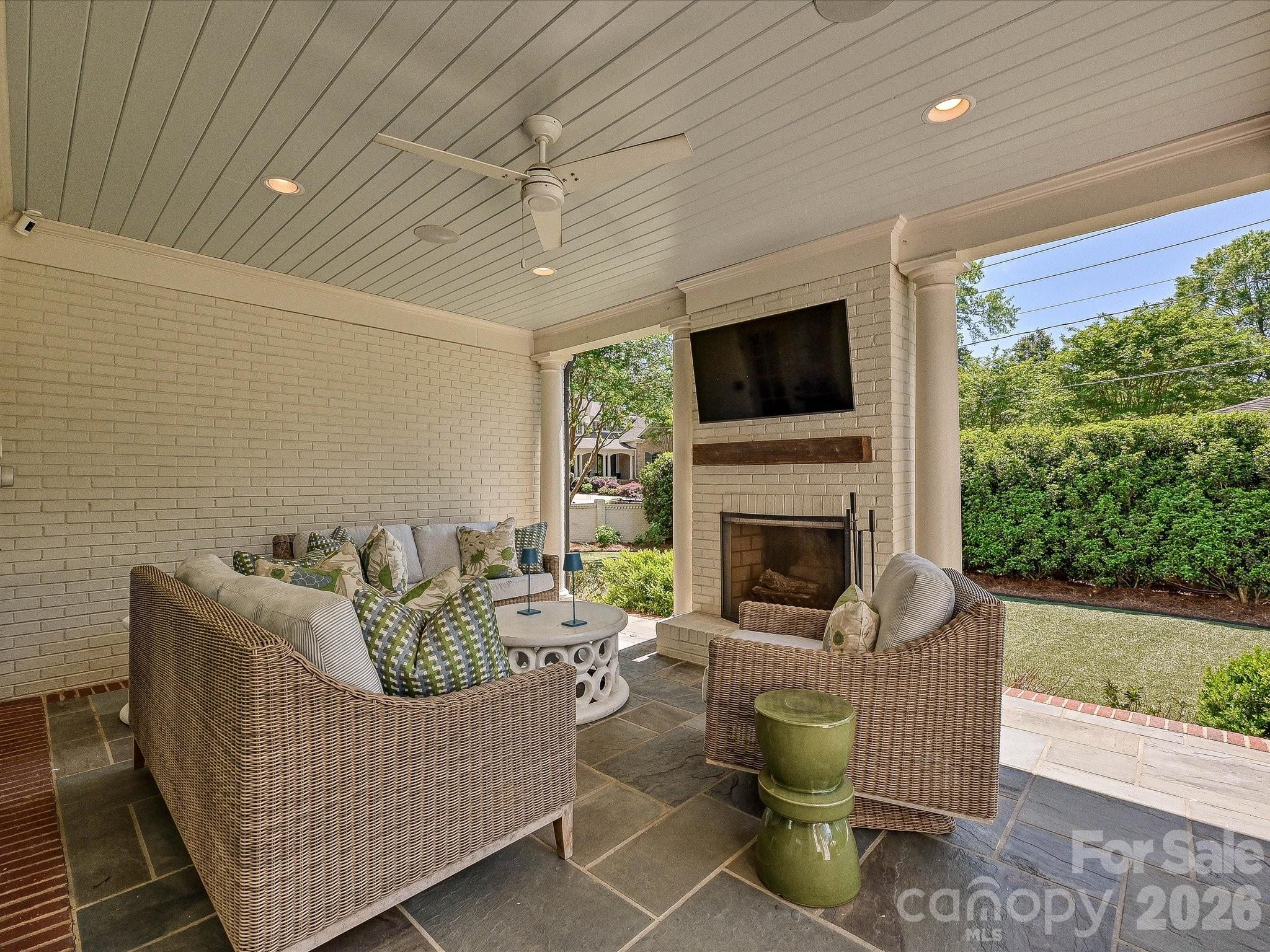 2228 Wellesley Avenue Charlotte NC 28207
