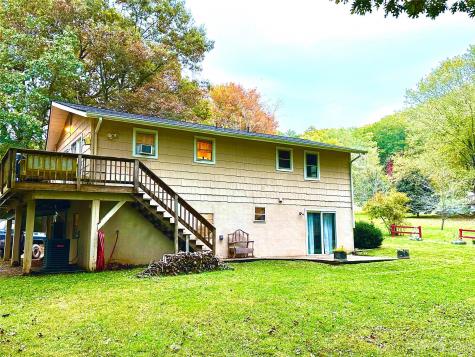 27 Garren Lane Fairview NC 28730