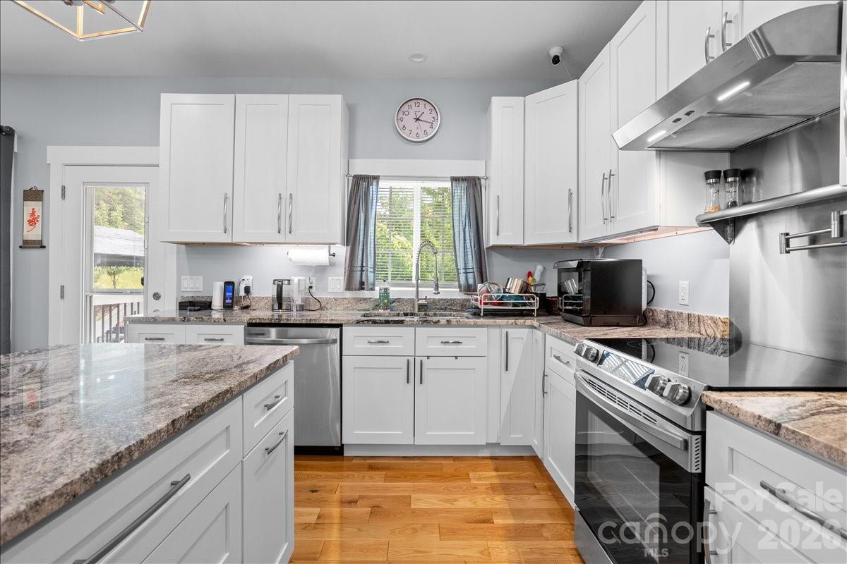 24 Mink Farm Road Leicester NC 28748