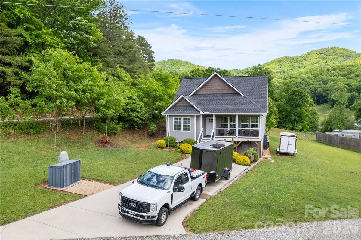24 Mink Farm Road Leicester NC 28748
