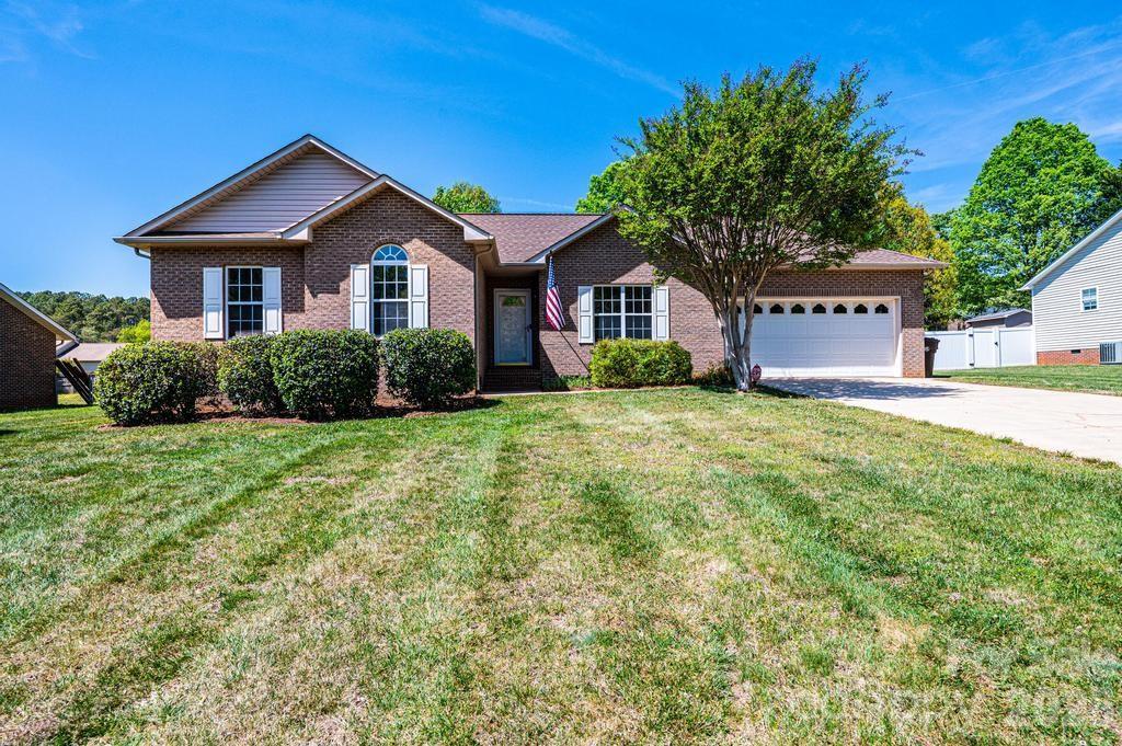 2000 Summerfield Circle Conover NC 28613
