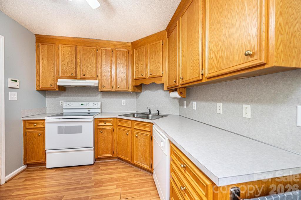 2000 Summerfield Circle Conover NC 28613