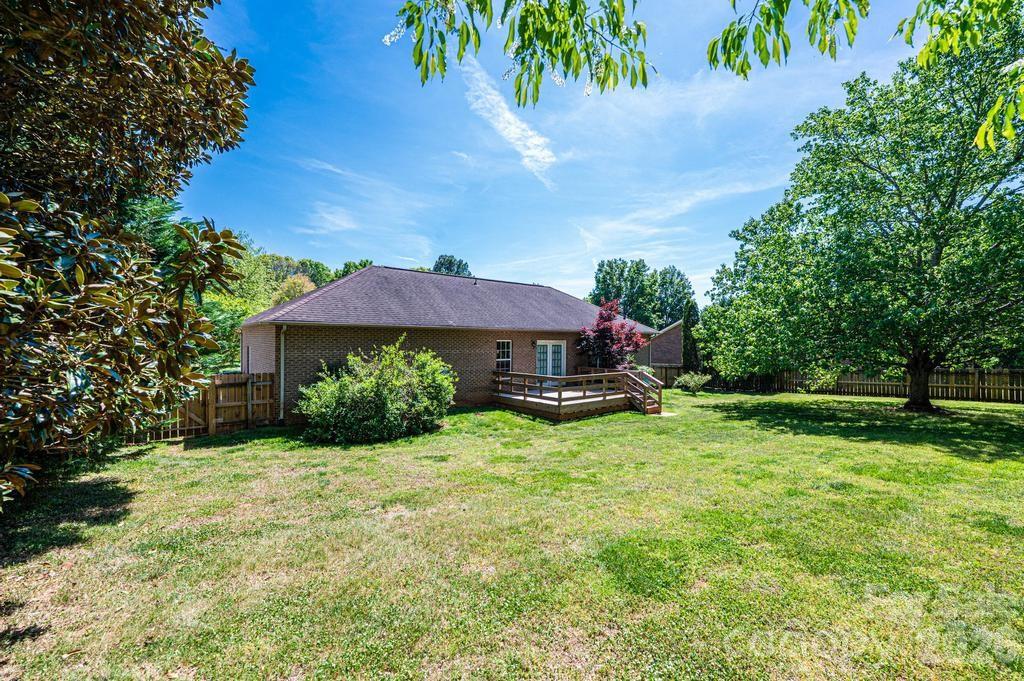 2000 Summerfield Circle Conover NC 28613