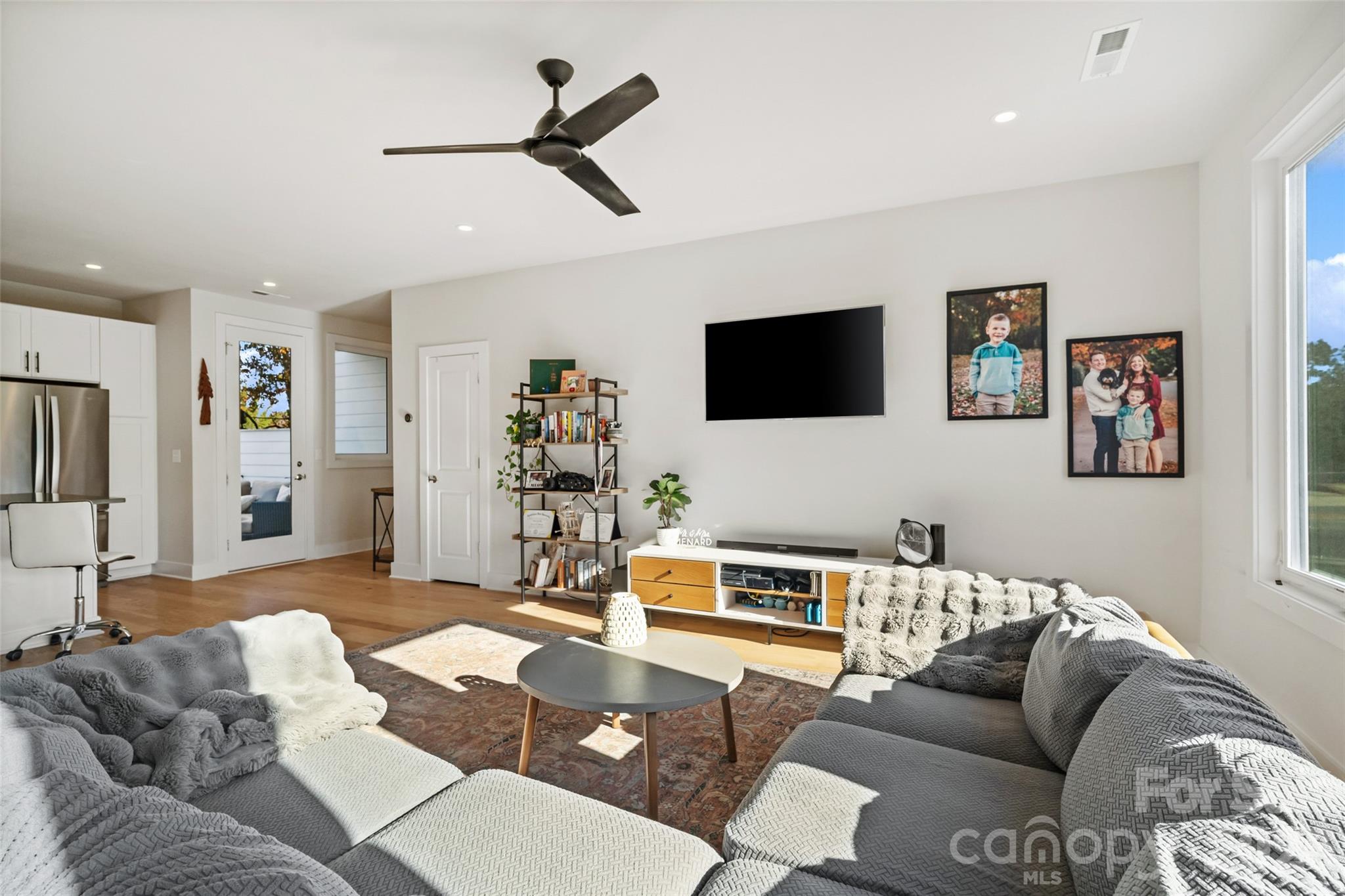 1549 Pinecrest Avenue Charlotte NC 28205
