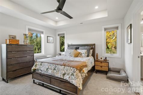 1549 Pinecrest Avenue Charlotte NC 28205