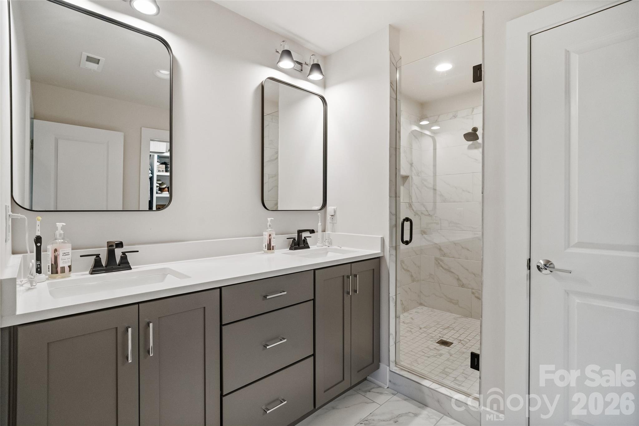 1549 Pinecrest Avenue Charlotte NC 28205
