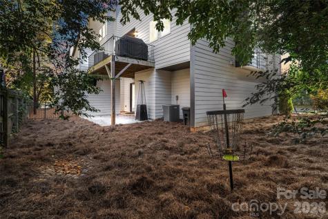 1549 Pinecrest Avenue Charlotte NC 28205