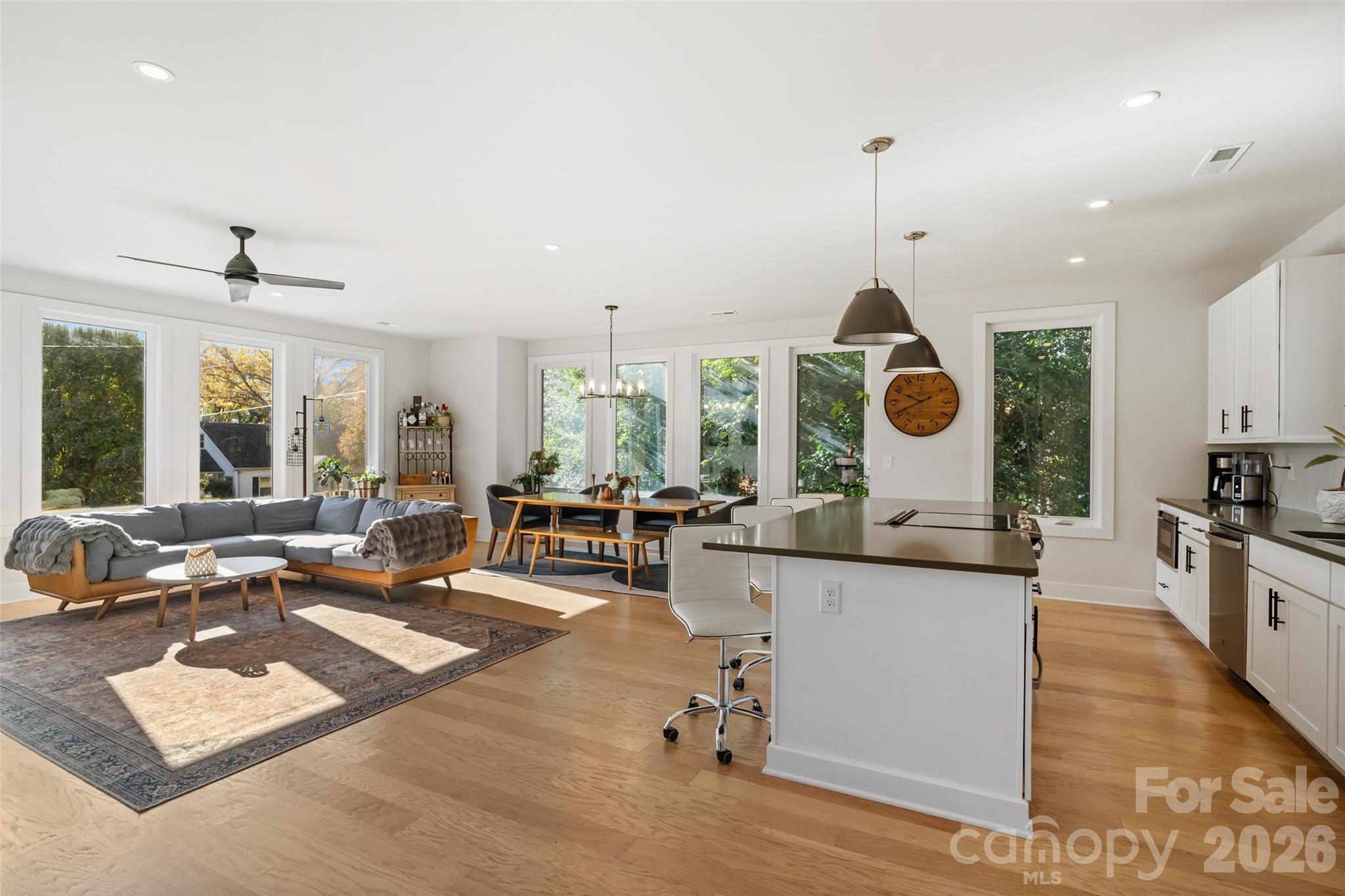 1549 Pinecrest Avenue Charlotte NC 28205