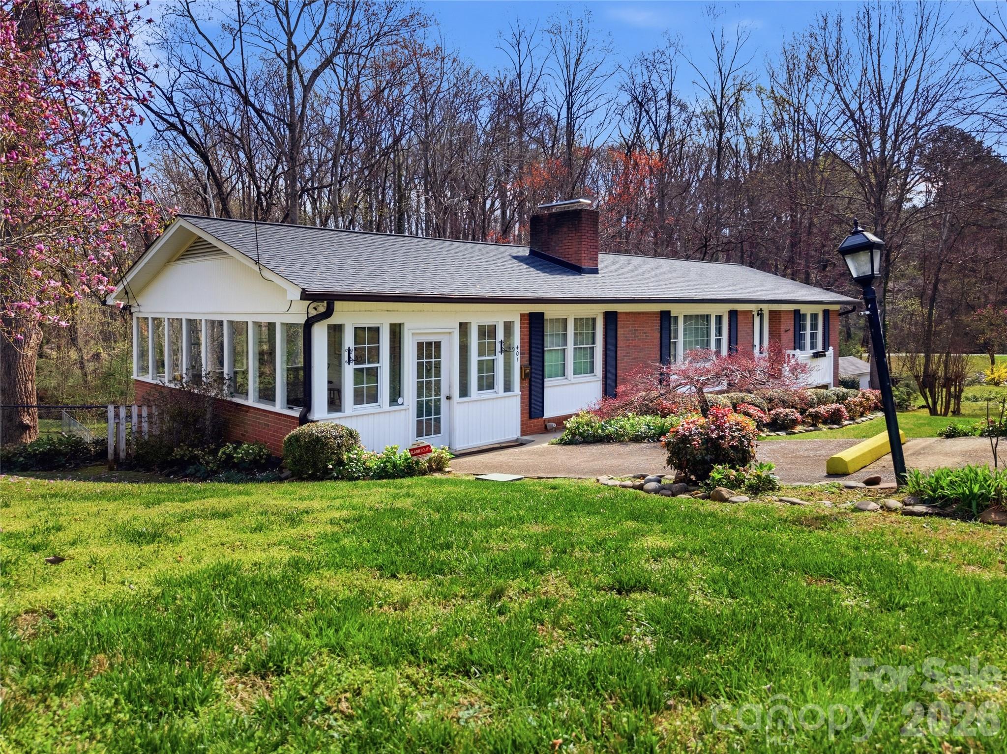 401 E End Avenue Statesville NC 28677