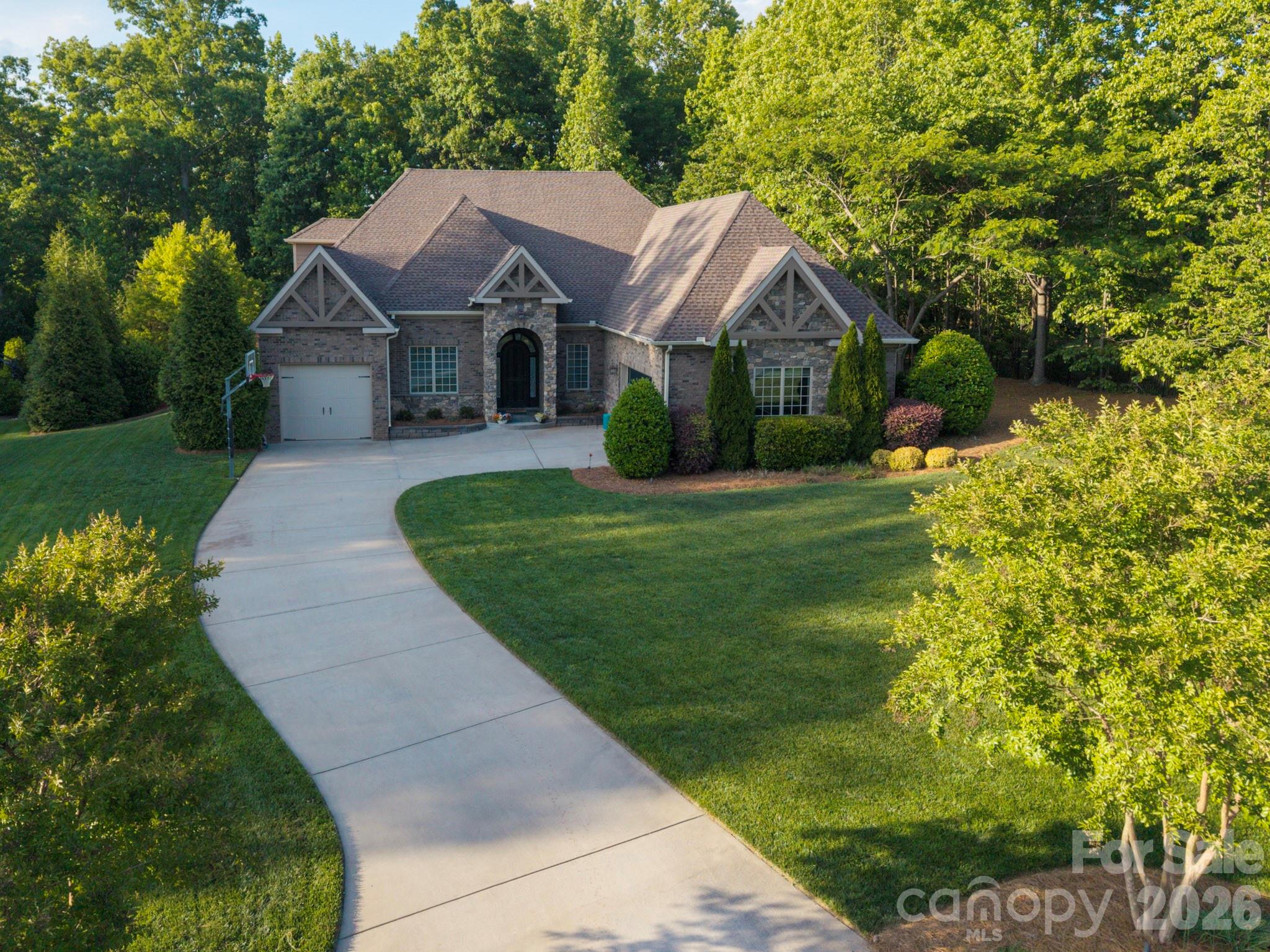 1206 Delaney Drive Matthews NC 28104