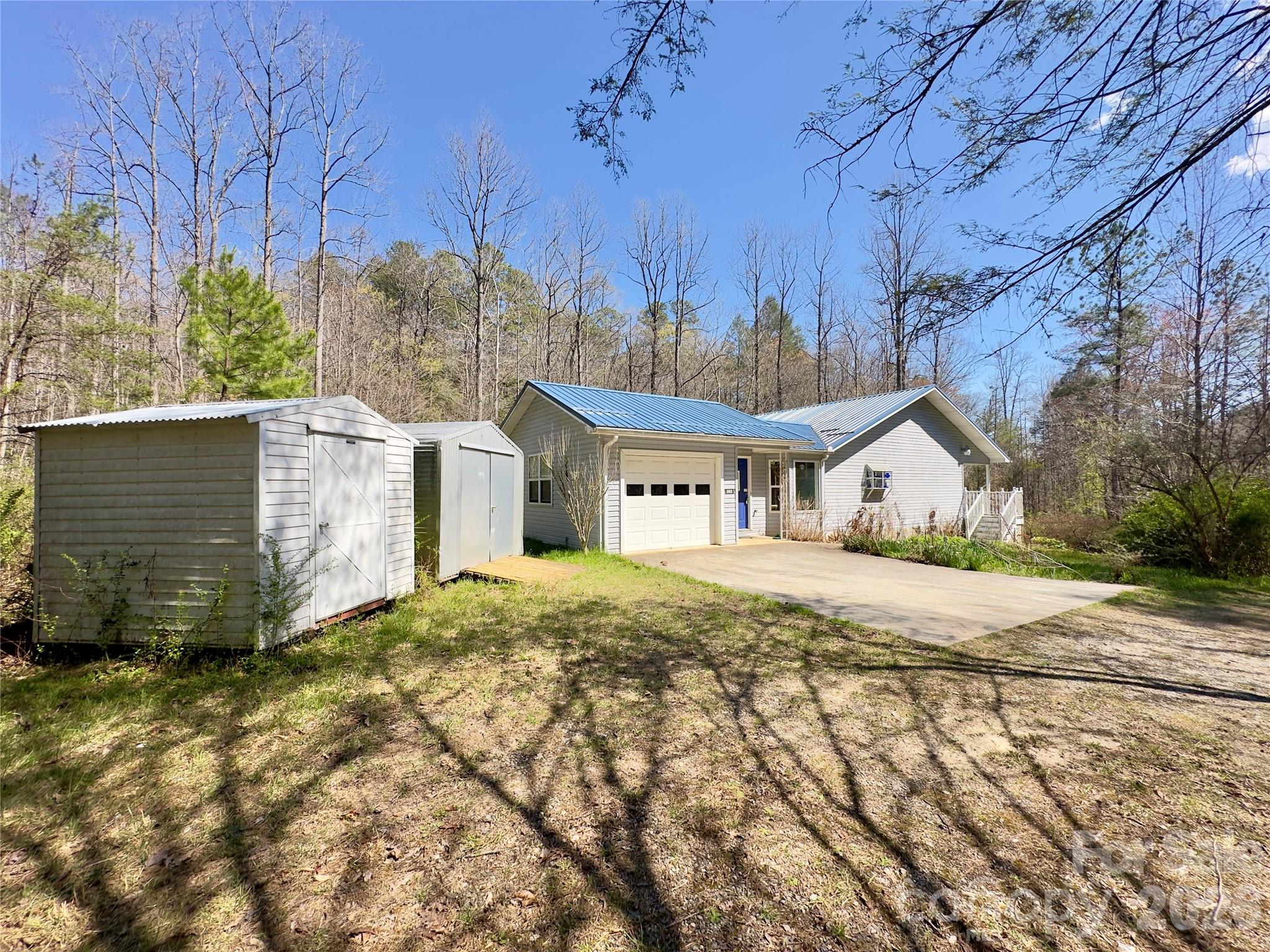 592 Liberty Church Road Marion NC 28752