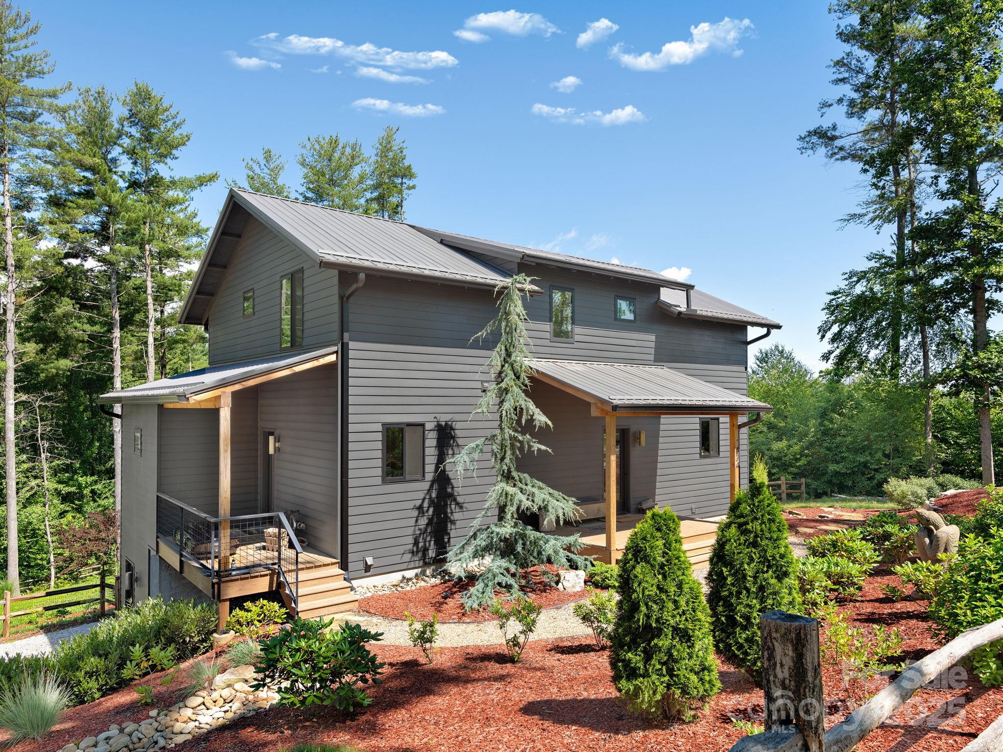 434 Creek Side Drive Mills River NC 28759